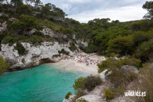 Playas y calas de Menorca para ir en familia: Cala Macaralleta