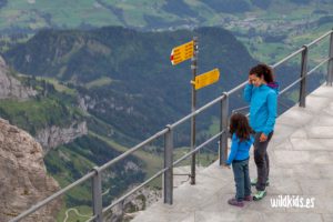 Estación superior del Säntis. Suiza con niños Appenzell