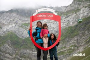 Marco del Grand Tour enmarcando el Säntis. Suiza con niños Appenzell