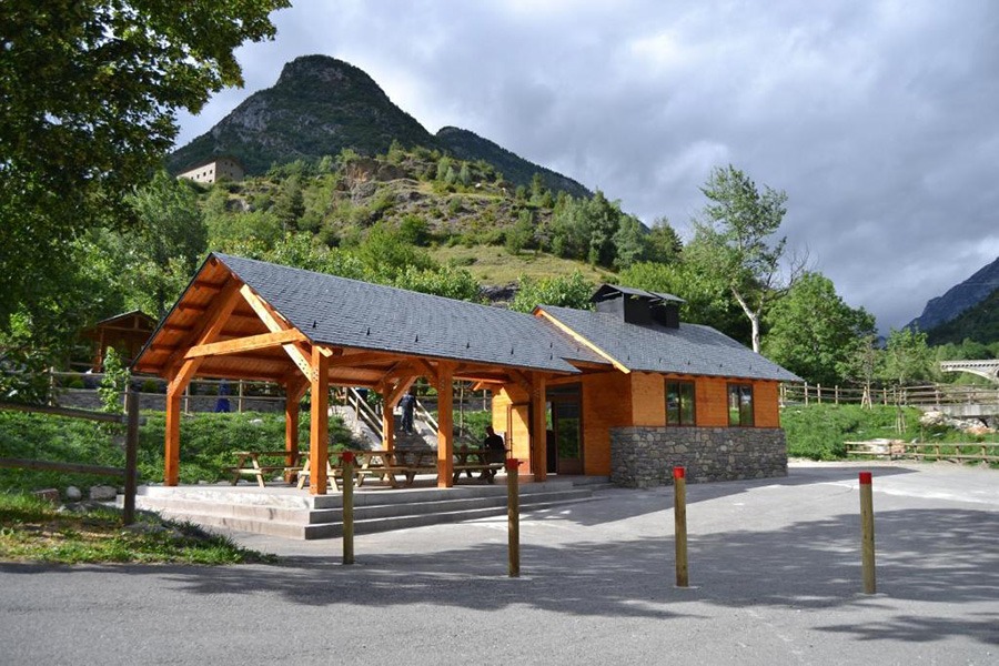 Camping con niños en el Pirineo aragones