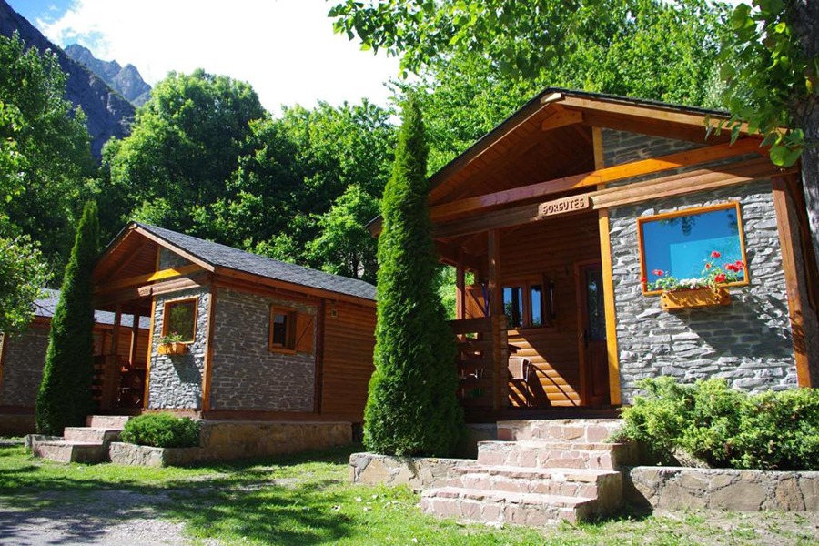 Camping con niños en el Pirineo aragones