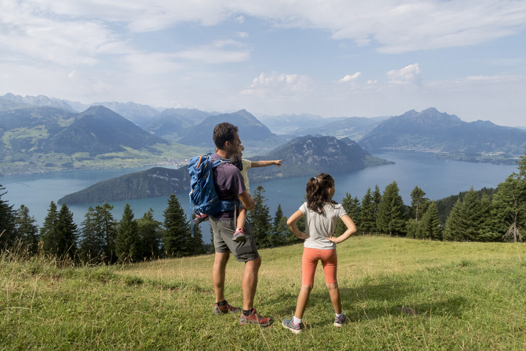 Canton de Schwyz con niños