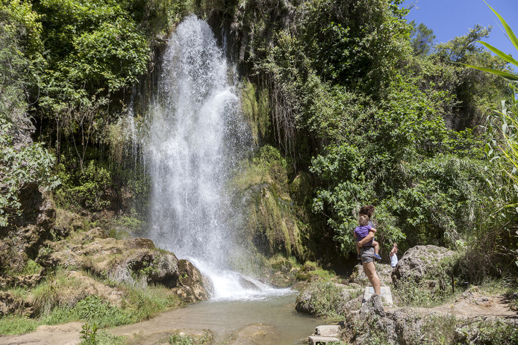 Excursión con niños a las 3 cascadas de Anna
