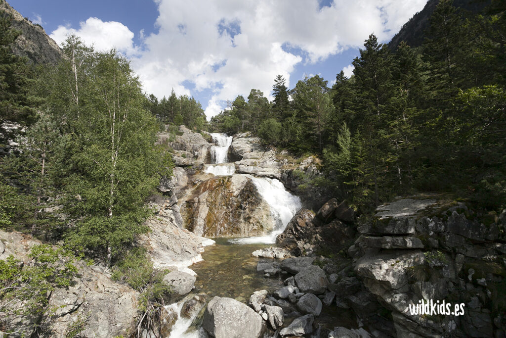 Cascadas en el Pirineo - cascada de Sant Esperit Cascadas en el Pirineo