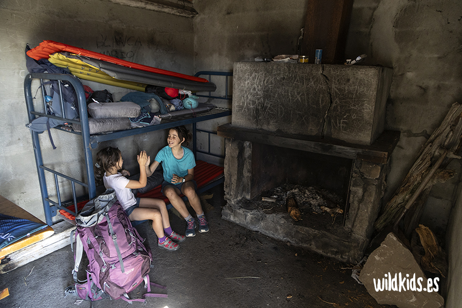 Dormir en la montaña con niños refugio 02 Dormir en la montaña con niños