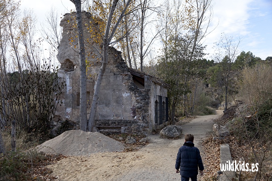 Excursion con niños en Alborache a la cueva de las Palomas