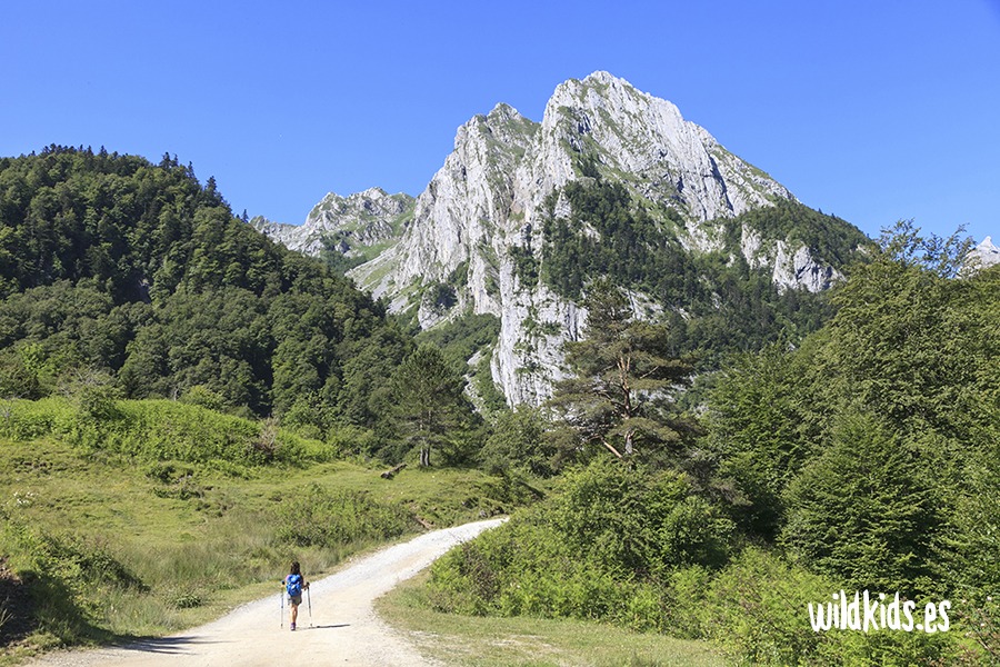 Excursion con niños a las agujas de Ansabere (1) Excursión con niños a las agujas de Ansabère en el Pirineo francés