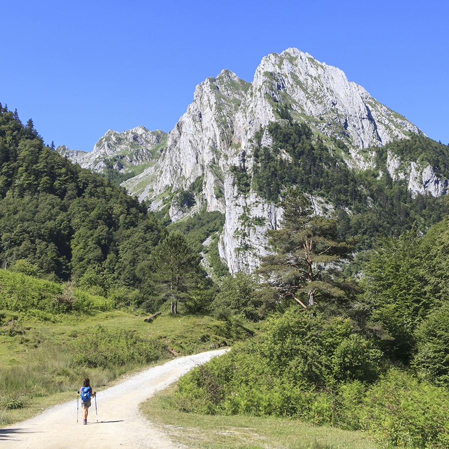 Excursión con niños a las agujas de Ansabère