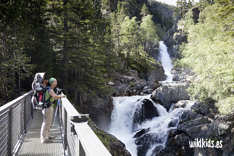 Excursion con niños a las gorgas de alba (6) Excursion con niños en Benasque a las gorgas de Alba