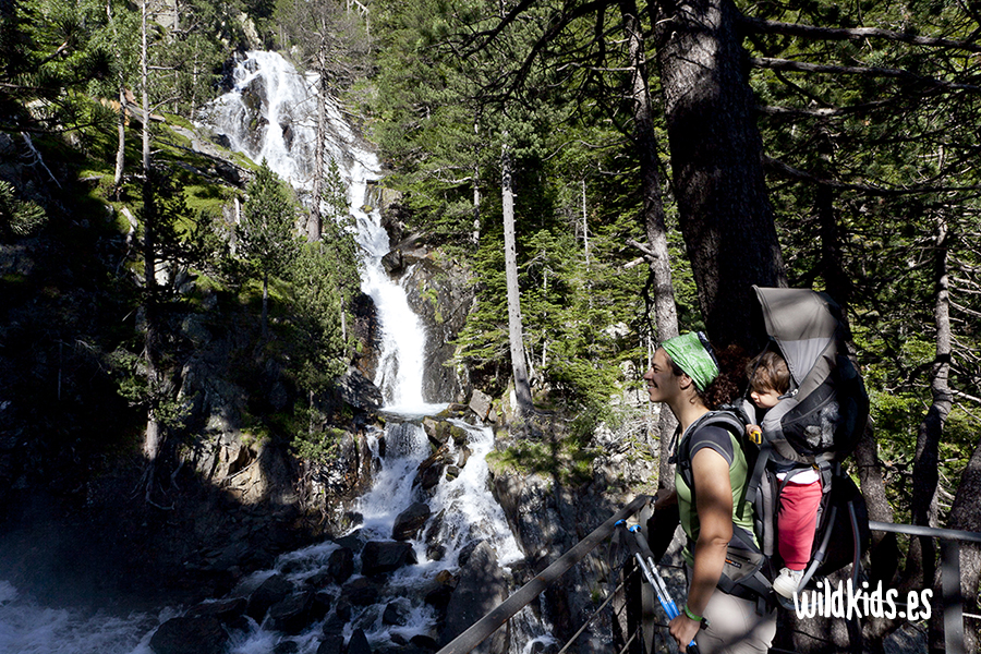 Excursion con niños a las gorgas de alba (7) Excursion con niños en Benasque a las gorgas de Alba