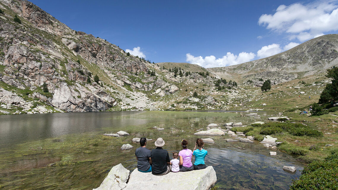 Excursion con niños a los estanys de la Pera