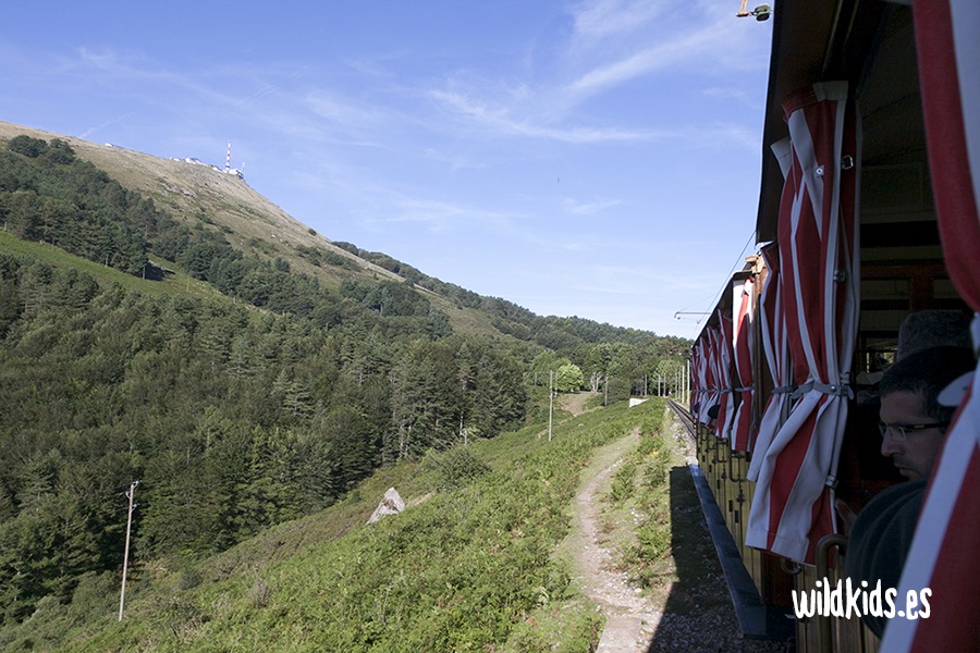 Excursión con niños al pico Larrun en el Pirineo navarro