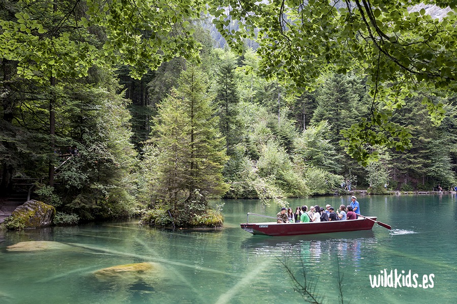 Lagos de montaña en Suiza: Blausee