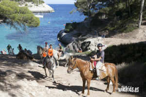 Menorca con niños en familia