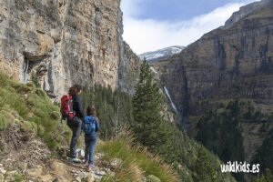Ordesa con niños - faja racon Parque Nacional de Ordesa con niños - faja Racon