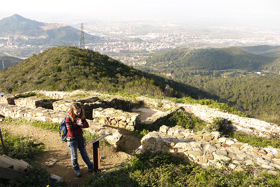 Excursión con niños al Poblado Ibérico de Puig Castellar