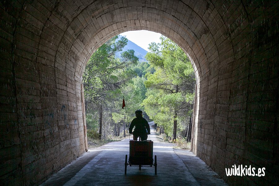 Rutas con niños en Alicante - Via Verde Alcoy Rutas con niños en Alicante - Via Verde Alcoy