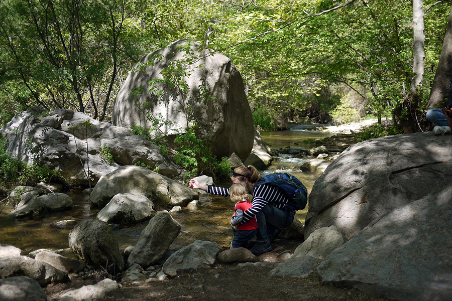 Rutas con niños en Barcelona - Monasterio Sant Miquel Excursiones con niños en Barcelona