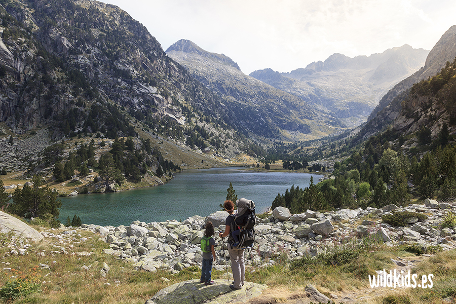 Val d'Aran con niños - estany de Besiberri