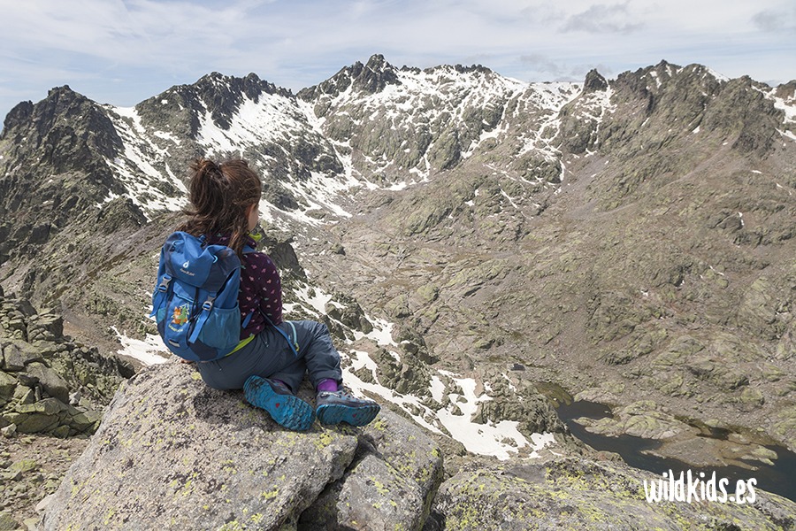 excursión con niños al pico morezon (4) Excursión con niños en Gredos al pico Morezón