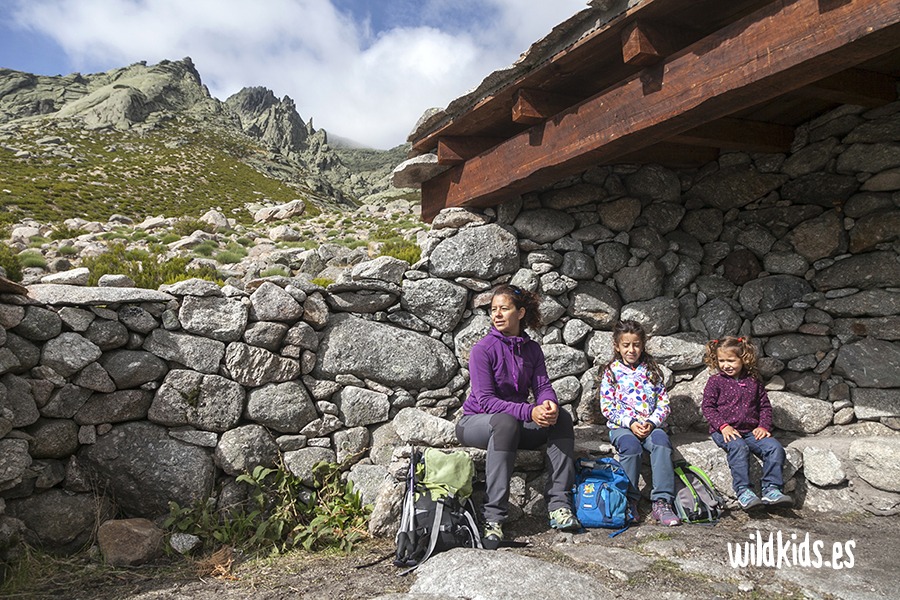 excursion con niños al puesto de el pio (3) Excursión con niños en Gredos al puesto de El Pío
