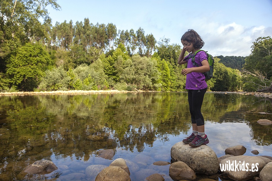Excursión con niños en Picos de Europa por la senda del río Nansa